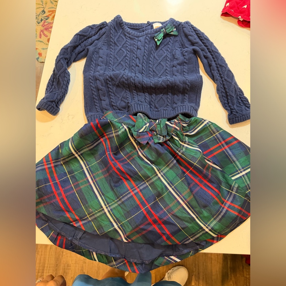 Girls Gymboree Christmas outfit size 4 T